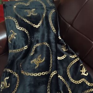 NWT Juicy Couture Oversized Plush Throw Blanket Gold Tone/Black 60x70